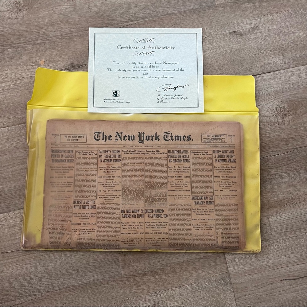 Antique Sunday December 2. 1923 NEW YORK TIMES NEWSPAPER with Certificate